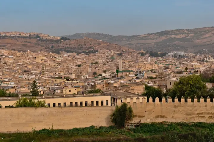 Vista panoramica della medina di Fès